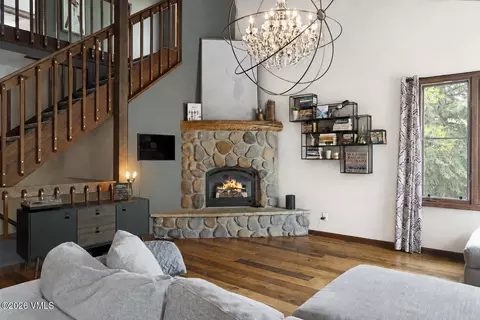 961 June Creek Rd, Edwards, CO 81632