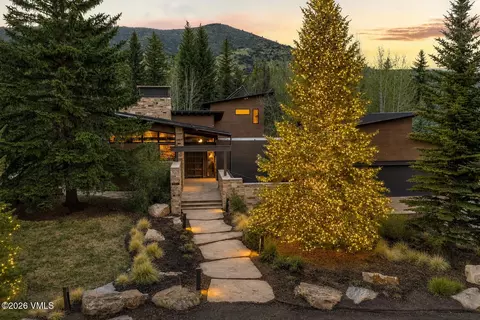 15 W Lake Creek Rd, Edwards, CO 81632