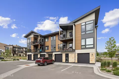 Exterior - 91 Mount Hope Cir #D102, Eagle, CO 81631 photo 5 of 9