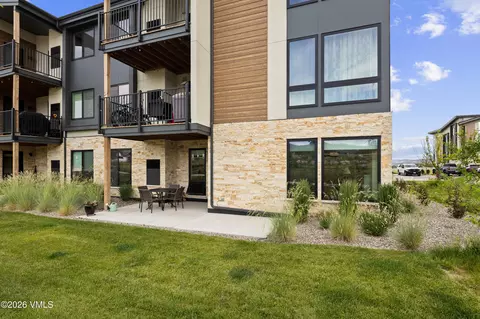 Exterior - 91 Mount Hope Cir #D102, Eagle, CO 81631 photo 4 of 9