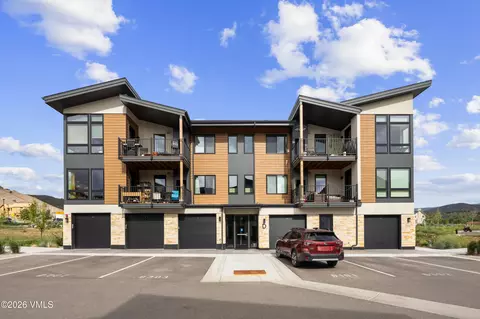 Exterior - 91 Mount Hope Cir #D102, Eagle, CO 81631 photo 6 of 9