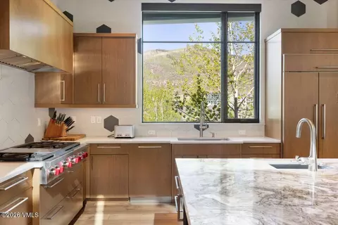Kitchen - 1226 Westhaven Cir #EAST, Vail, CO 81657 photo 2 of 2