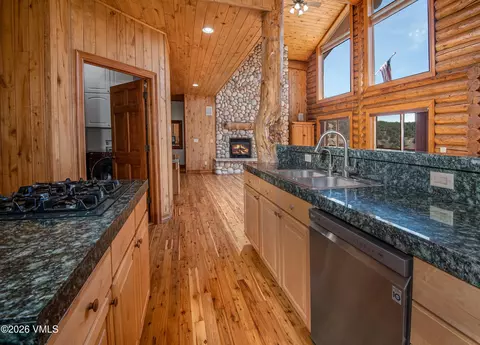 Kitchen - 38 Deer Trail Ct, Eagle, CO 81631 photo 4 of 5