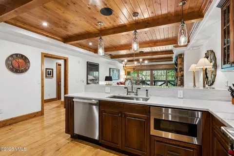 434 S Frontage Rd E # 204, Vail, CO 81657 photo 8