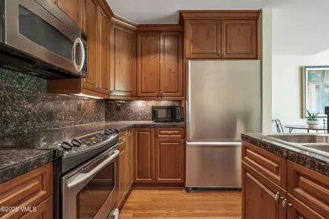 Kitchen - 411 Eagle Dr #10, Avon, CO 81620 photo 2 of 4