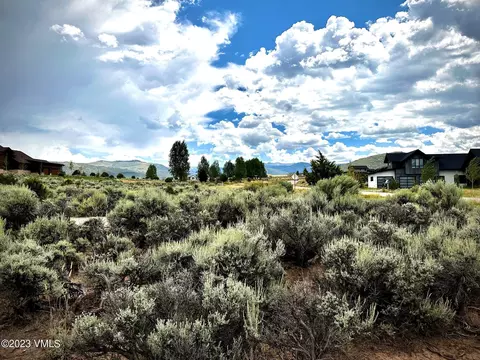 1351 E Haystacker Dr, Eagle, CO 81631 photo 5