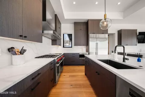 Kitchen - 145 Gore Trl, Edwards, CO 81632 photo 4 of 5