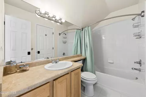 Bath - 59 Hockett St, Eagle, CO 81631 photo 4 of 6