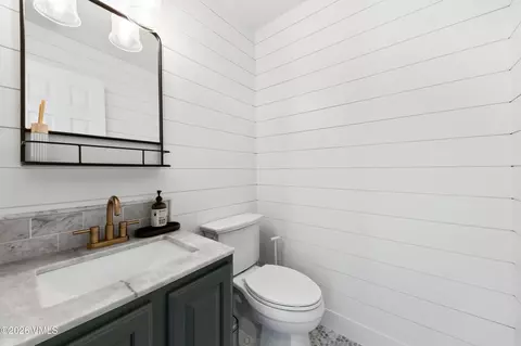 Bath - 59 Hockett St, Eagle, CO 81631 photo 3 of 6