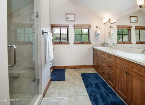 Bath - 330 Palmer Loop, Eagle, CO 81631 photo 7 of 8