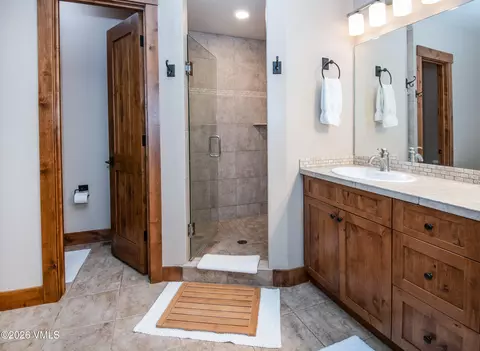 Bath - 330 Palmer Loop, Eagle, CO 81631 photo 6 of 8