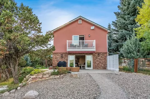 Exterior - 1072 Mesa Dr, Eagle, CO 81631 photo 6 of 8
