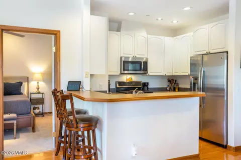 Kitchen - 751 Singletree Rd #3N, Edwards, CO 81632 photo 1 of 4