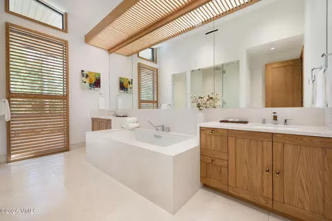 466 Forest Rd, Vail, CO 81657 photo 4