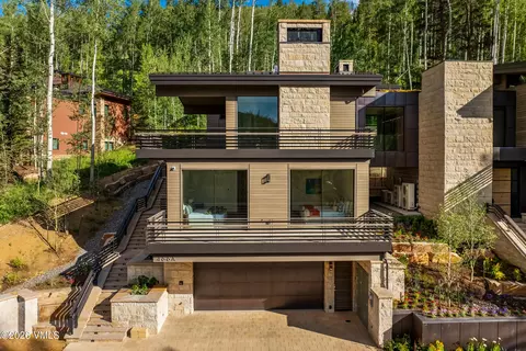 Exterior - 466 Forest Rd, Vail, CO 81657 photo 9 of 11