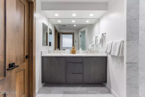 600 Vail Valley Dr # D14, Vail, CO 81657 photo 10