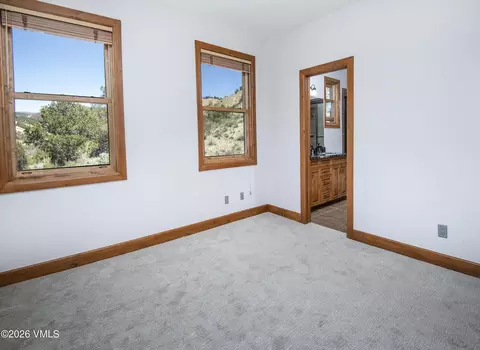 Bedroom - 416526 Eby Creek Rd, Eagle, CO 81631 photo 6 of 8
