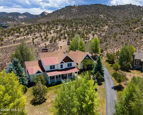 390 Harrier Cir, Eagle, CO 81631 photo 2