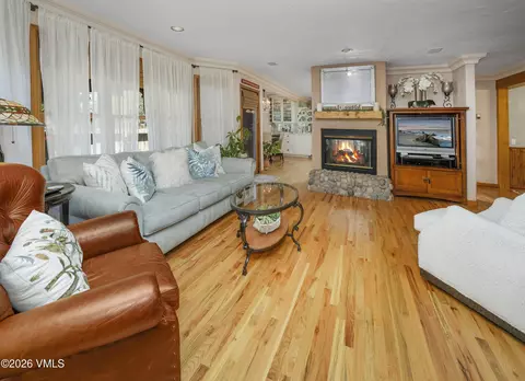 Living - 750 Bull Run, Eagle, CO 81631 photo 2 of 3