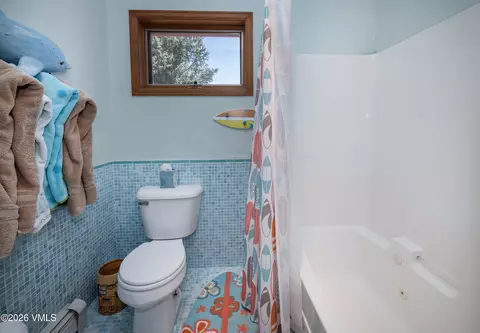 Bath - 750 Bull Run, Eagle, CO 81631 photo 5 of 6