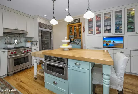 Kitchen - 750 Bull Run, Eagle, CO 81631 photo 2 of 3