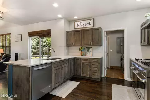 Kitchen - 55 Ewing St, Eagle, CO 81631 photo 5 of 5