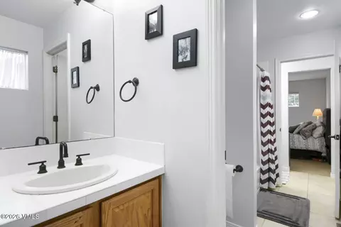 Bath - 145 Greenhorn Ave, Eagle, CO 81631 photo 2 of 5