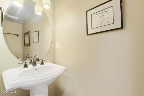 Bath - 145 Greenhorn Ave, Eagle, CO 81631 photo 5 of 5