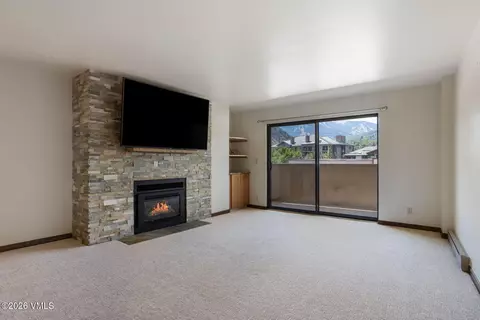 137 Benchmark Rd #211, Avon, CO 81620
