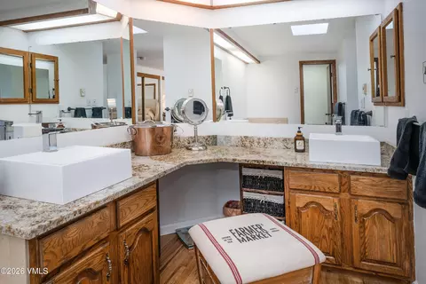 Bath - 102 W Seventh St, Eagle, CO 81631 photo 1 of 6