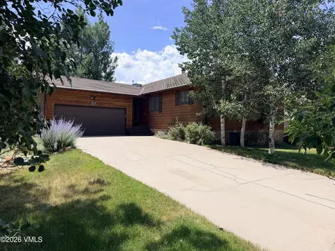 102 W Seventh St, Eagle, CO 81631