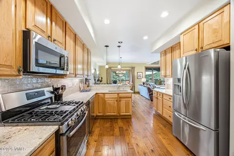 Kitchen - 128 River Ranch Rd, Edwards, CO 81632 photo 3 of 5