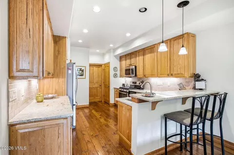Kitchen - 128 River Ranch Rd, Edwards, CO 81632 photo 2 of 5