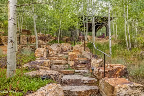 Exterior - 10 Borders Rd, Beaver Creek, CO 81620 photo 3 of 6