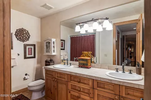 Bath - 182 E Timber Draw, Edwards, CO 81632 photo 4 of 6