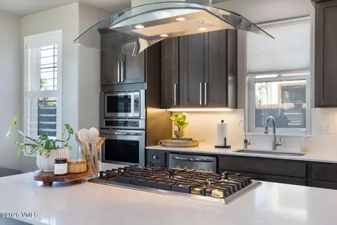 Kitchen - 38 Soleil Cir, Eagle, CO 81631 photo 5 of 6