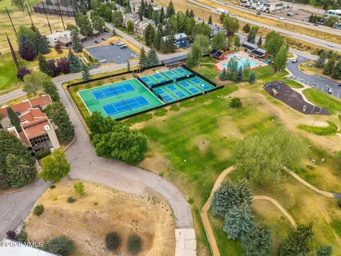 View/Area - 142 Eagle Dr #A-7, Avon, CO 81620 photo 2 of 4
