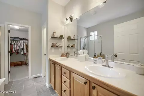 Bath - 40 Beecher St, Eagle, CO 81631 photo 2 of 5
