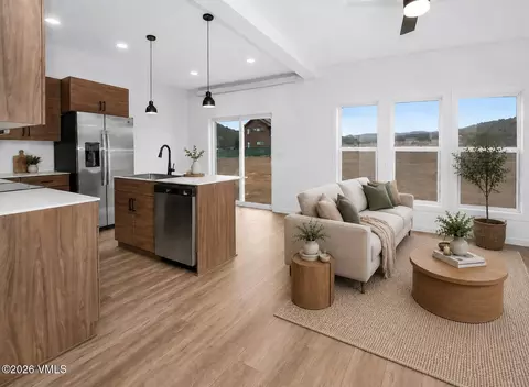95 Cougar Ct, Gypsum, CO 81637