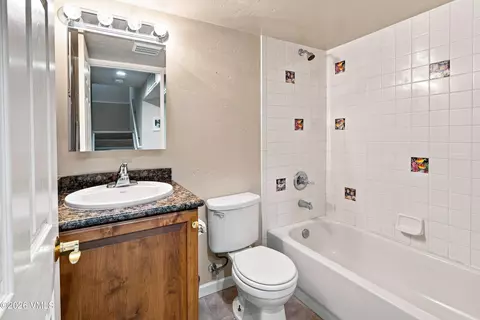 Bath - 35 Beecher St, Eagle, CO 81631 photo 3 of 3