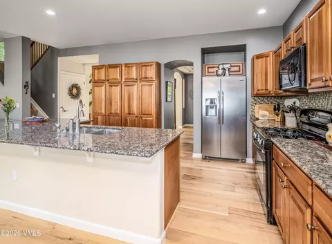 Kitchen - 35 Beecher St, Eagle, CO 81631 photo 3 of 4