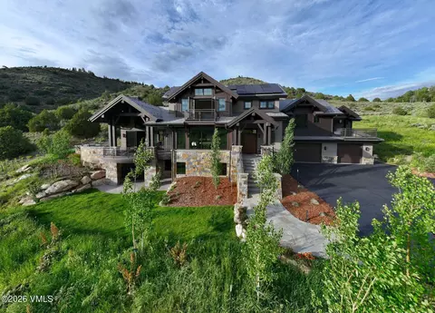 420 Little Andorra Rd, Edwards, CO 81632