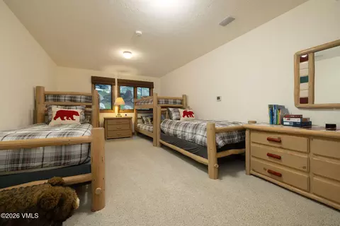Bedroom - 576 Pilgrim Dr, Edwards, CO 81632 photo 5 of 6