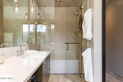 Bath - 2440 Chamonix Ln, Vail, CO 81657 photo 3 of 11