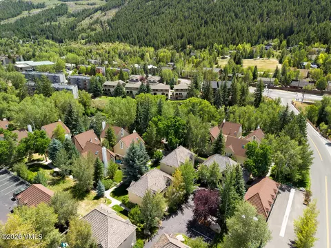View/Area - 3000 Eaglebend Dr #14, Avon, CO 81620 photo 2 of 4