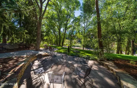 Exterior - 3000 Eaglebend Dr #14, Avon, CO 81620 photo 2 of 11