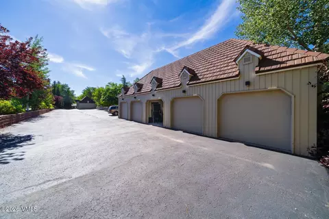 Exterior - 3000 Eaglebend Dr #14, Avon, CO 81620 photo 8 of 11