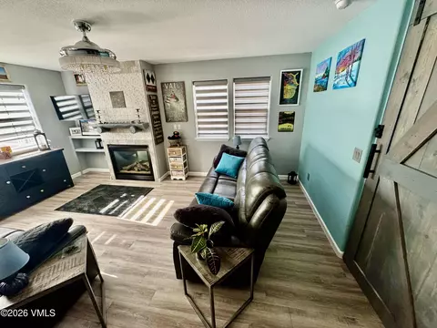 Living - 63 Christian Ct, Eagle, CO 81631 photo 2 of 4