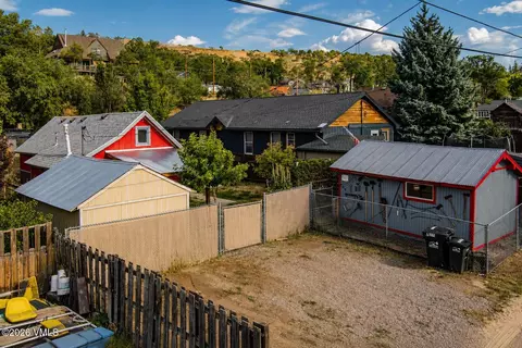 Exterior - 425 Howard St, Eagle, CO 81631 photo 2 of 8
