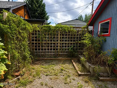 Exterior - 425 Howard St, Eagle, CO 81631 photo 8 of 8